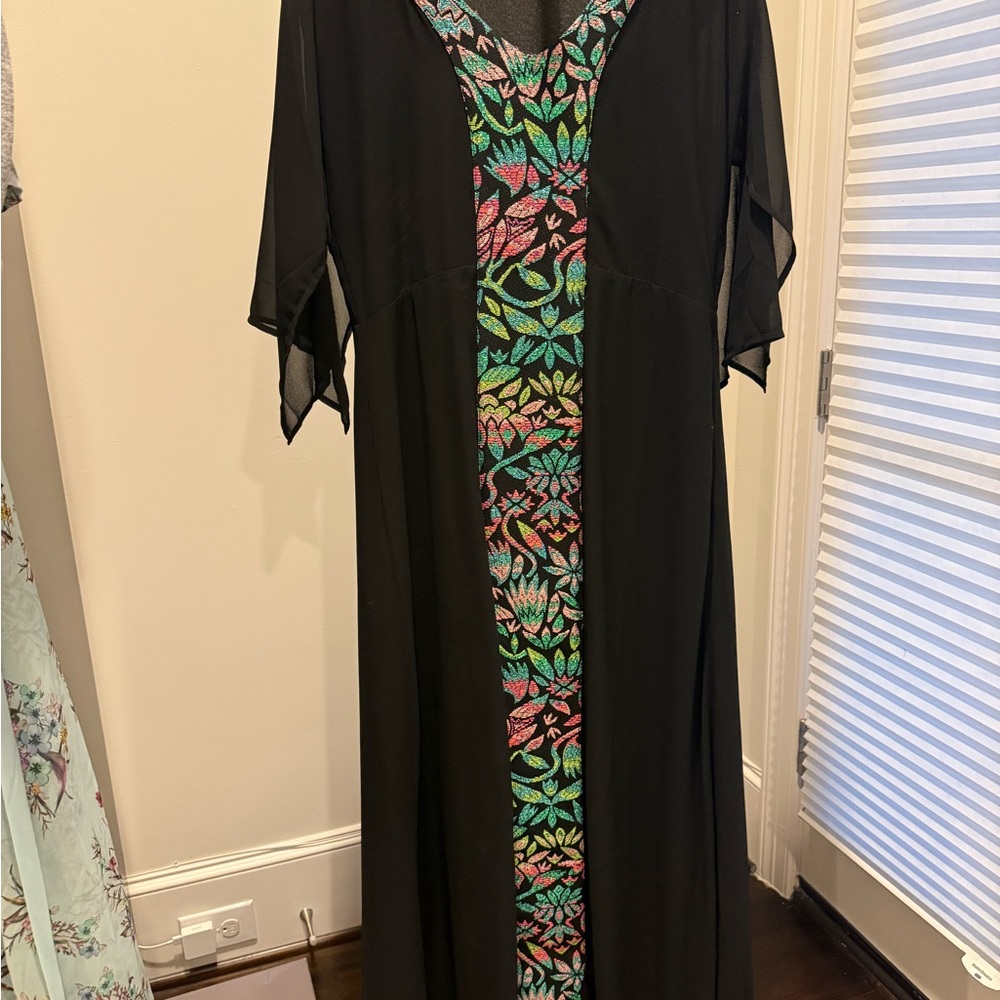 Elaine Turner Elegant Black Kaftan Dress with Colorful Floral Accents
